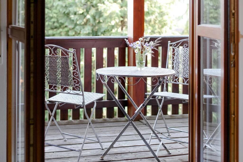 4-Zimmer-Ferienwohnung Waldbluemle Dobel Exteriör bild
